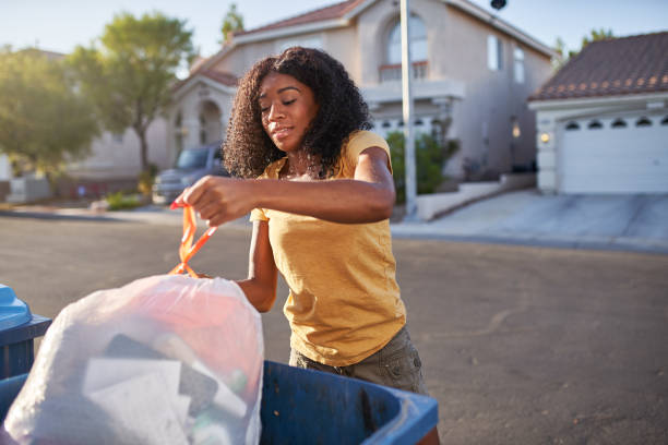 Best Yard Cleanup Services  in Dogtown, CA