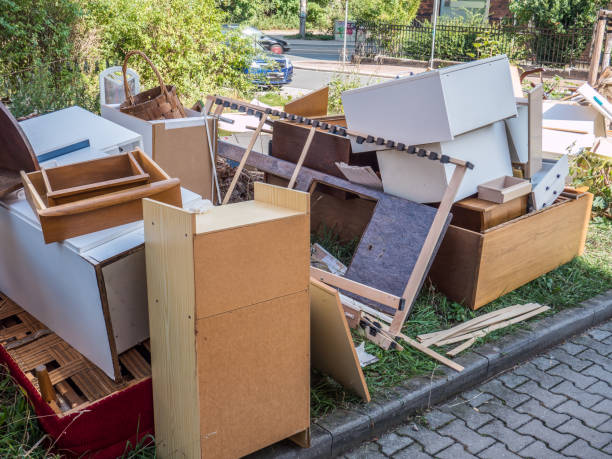 Best Yard Waste Removal  in Dogtown, CA